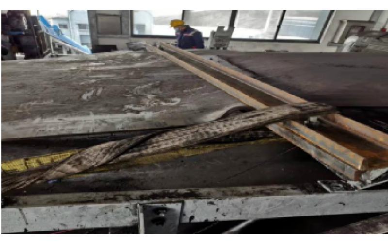 KWZK乐竞体育在线注册,乐竞体育（中国）钢丝输送带硫化机胶接工艺流程分享